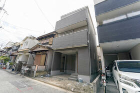 大阪府高槻市芝生町１丁目