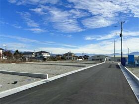 山梨県南アルプス市寺部