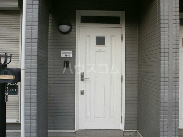 detached 東京都小金井市中町３丁目

地図を見る