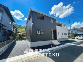 京都府亀岡市大井町小金岐１丁目