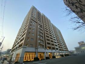 ディークラディア川西