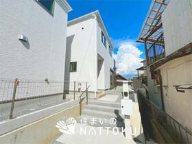 大阪府枚方市菊丘町