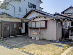滋賀県彦根市八坂町