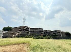 神奈川県川崎市高津区久末