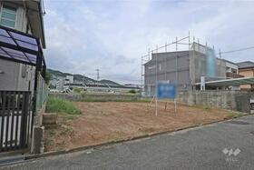 兵庫県川西市南花屋敷３丁目