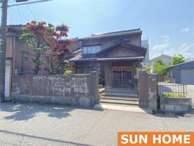 富山県高岡市清水町３丁目