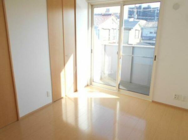 detached 東京都練馬区石神井台３丁目

地図を見る