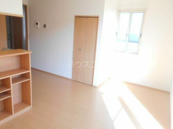 detached 東京都練馬区石神井台３丁目

地図を見る