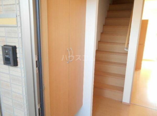 detached 東京都練馬区石神井台３丁目

地図を見る