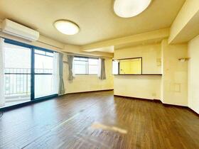 ユニーブル有松ヴィラージュ