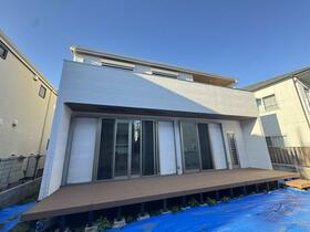 東京都練馬区小竹町１丁目