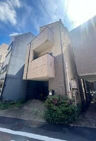 東京都港区西麻布２丁目