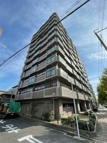 ファミール西院