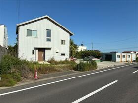 三重県亀山市能褒野町