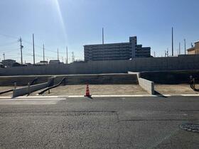 愛知県刈谷市半城土西町１丁目