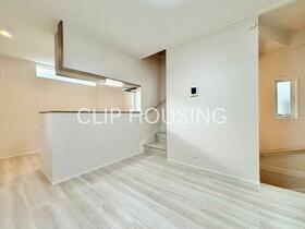 神奈川県横浜市磯子区岡村３丁目