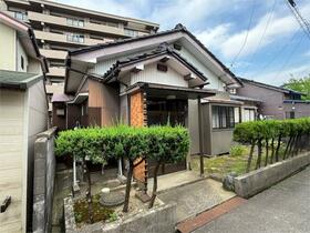 富山県富山市石金１丁目