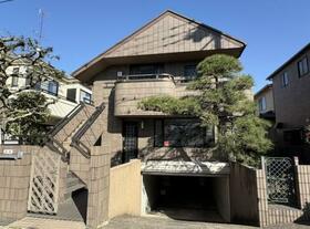 東京都世田谷区成城９丁目