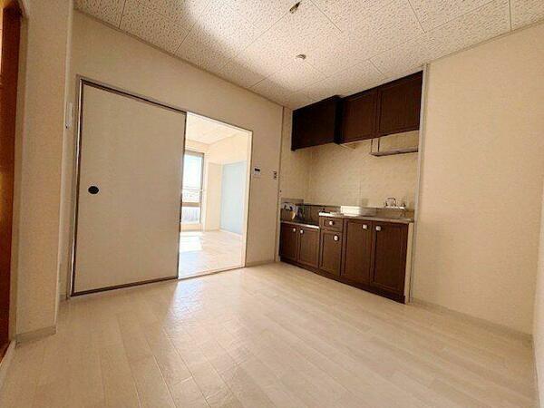 apartment 埼玉県志木市上宗岡５丁目
地図を見る