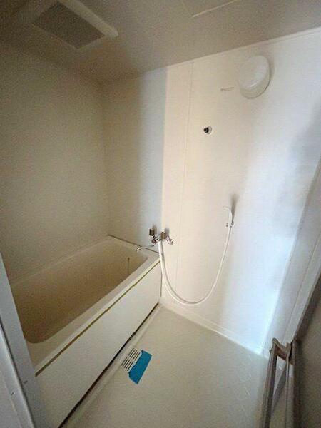 apartment 埼玉県志木市上宗岡５丁目
地図を見る