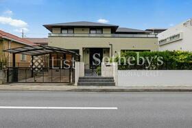 沖縄県那覇市天久１丁目