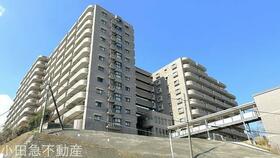 ネオステージ本厚木〜南西向きの陽光と開放的な眺望を愉しむ5階住戸