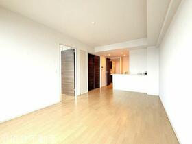 ファーストリンクレジデンス