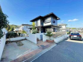 福岡県北九州市小倉南区長行西５丁目