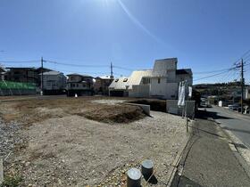 神奈川県横浜市青葉区美しが丘西１丁目