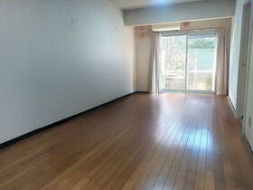 藤沢太平台ハイツ２号棟