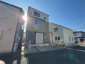 神奈川県横浜市泉区和泉が丘３丁目