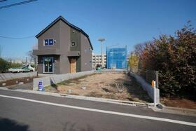 東京都三鷹市新川２丁目