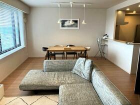 センターマークスタワー