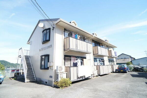 apartment 群馬県甘楽郡甘楽町大字福島
地図を見る