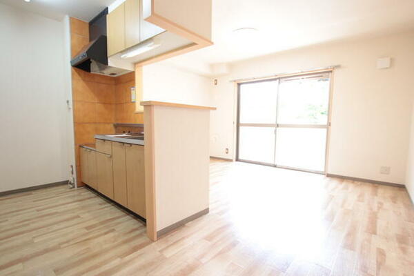 apartment 埼玉県比企郡嵐山町大字菅谷
地図を見る