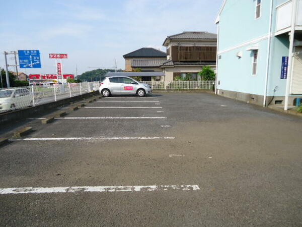 画像13:駐車場（空き確認要）