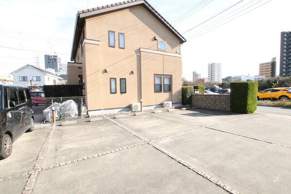 detached 東京都多摩市一ノ宮２丁目

地図を見る