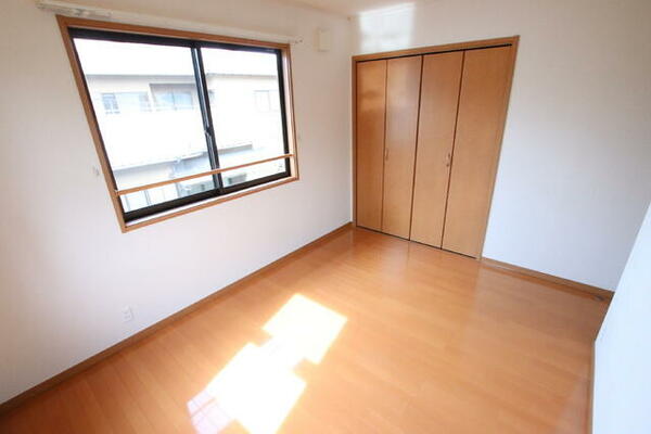 detached 東京都多摩市一ノ宮２丁目

地図を見る