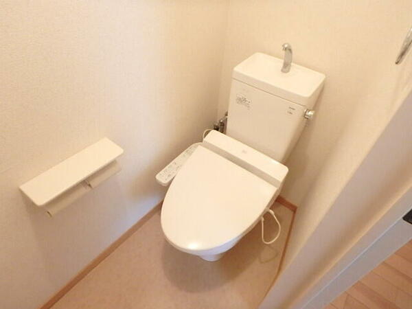 画像10:トイレ　※別室参考写真