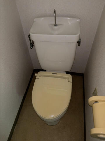 画像8:洋式トイレ　ウォッシュレット取り付け予定