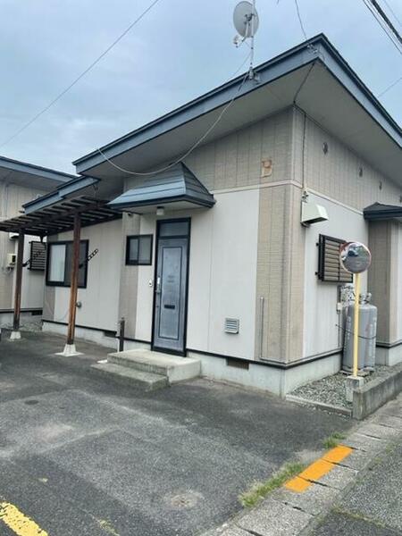 detached 山形県寒河江市新山町

地図を見る