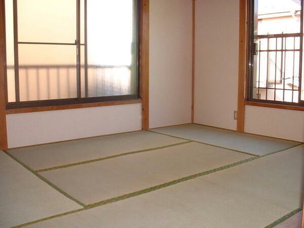 detached 東京都小金井市前原町４丁目

地図を見る