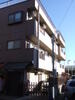 大山駅より徒歩3分 築24年 3階建の賃貸物件