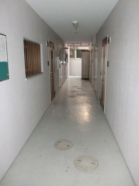 画像15:廊下です。