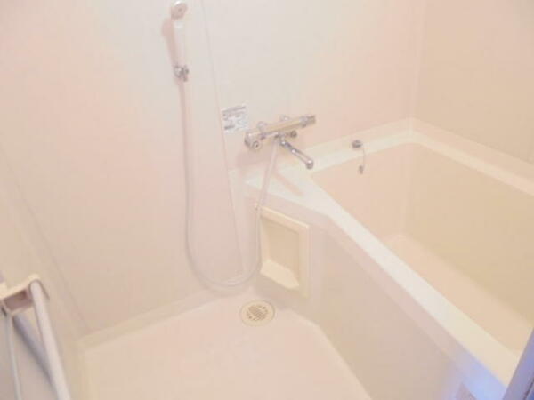 画像11:シャワー付きバスルーム♪♪