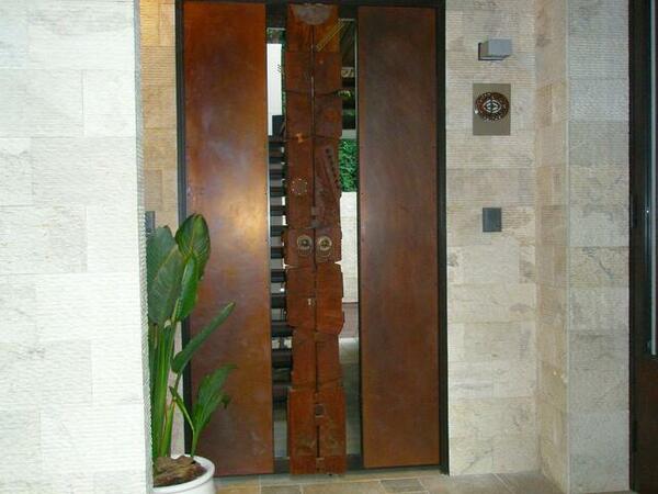 detached 東京都港区南青山４丁目

地図を見る