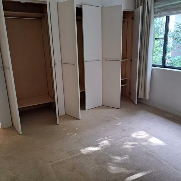 detached 東京都港区南青山４丁目

地図を見る