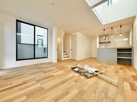 埼玉県さいたま市南区鹿手袋７丁目