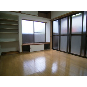 detached 埼玉県蕨市中央３丁目

地図を見る