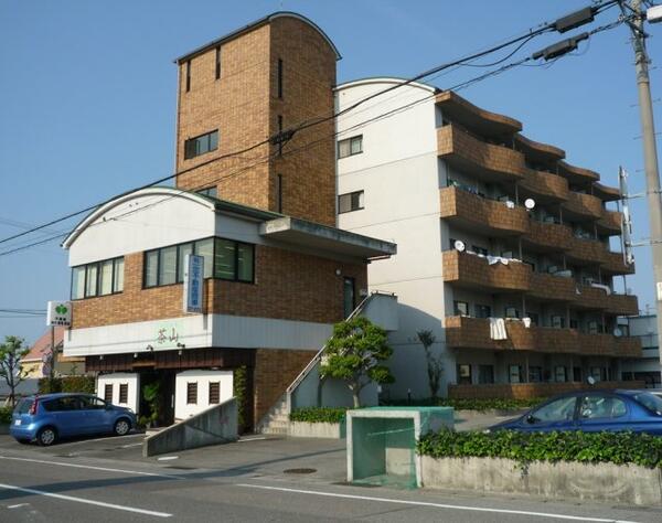 愛媛県新居浜市田所町(賃貸マンション3LDK・5階・68.13㎡)の写真 その1